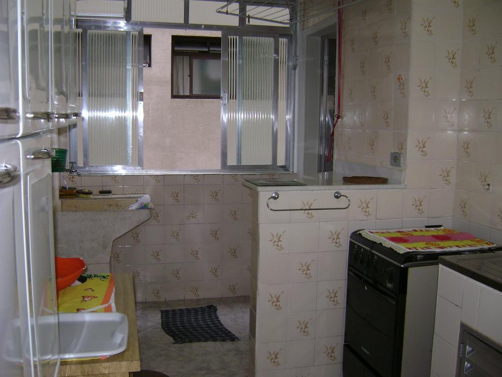 Apartamento Temporada Enseada 瓜鲁雅 外观 照片